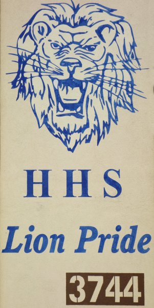 Foto: Ein Löwe an der Südseite der Schule - Erkennungszeichen der ehemaligen High School